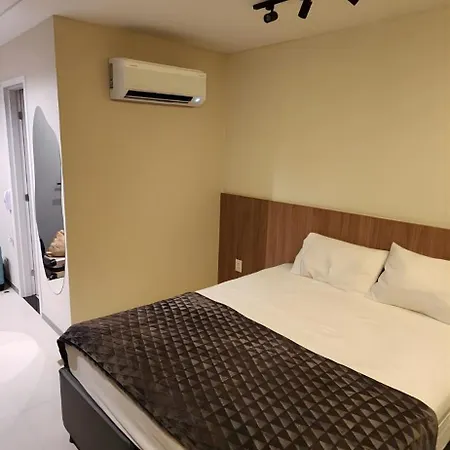 âmbar No Class Meireles Apartamento