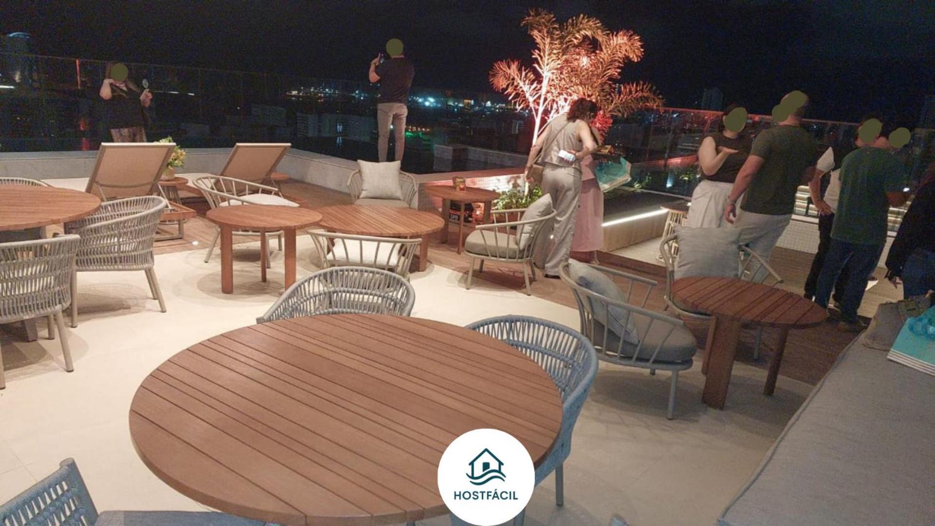 âmbar No Class Meireles Apartamento