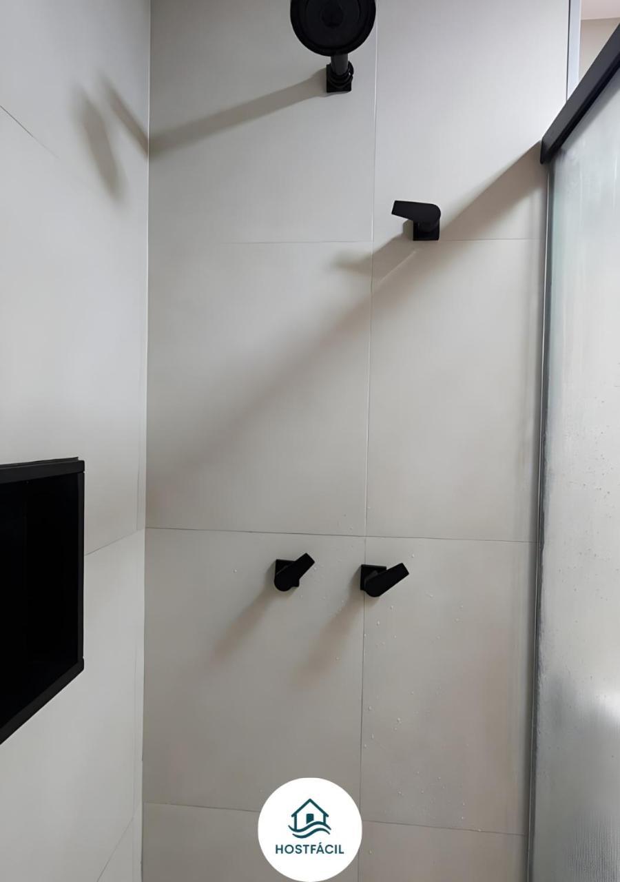 âmbar No Class Meireles *