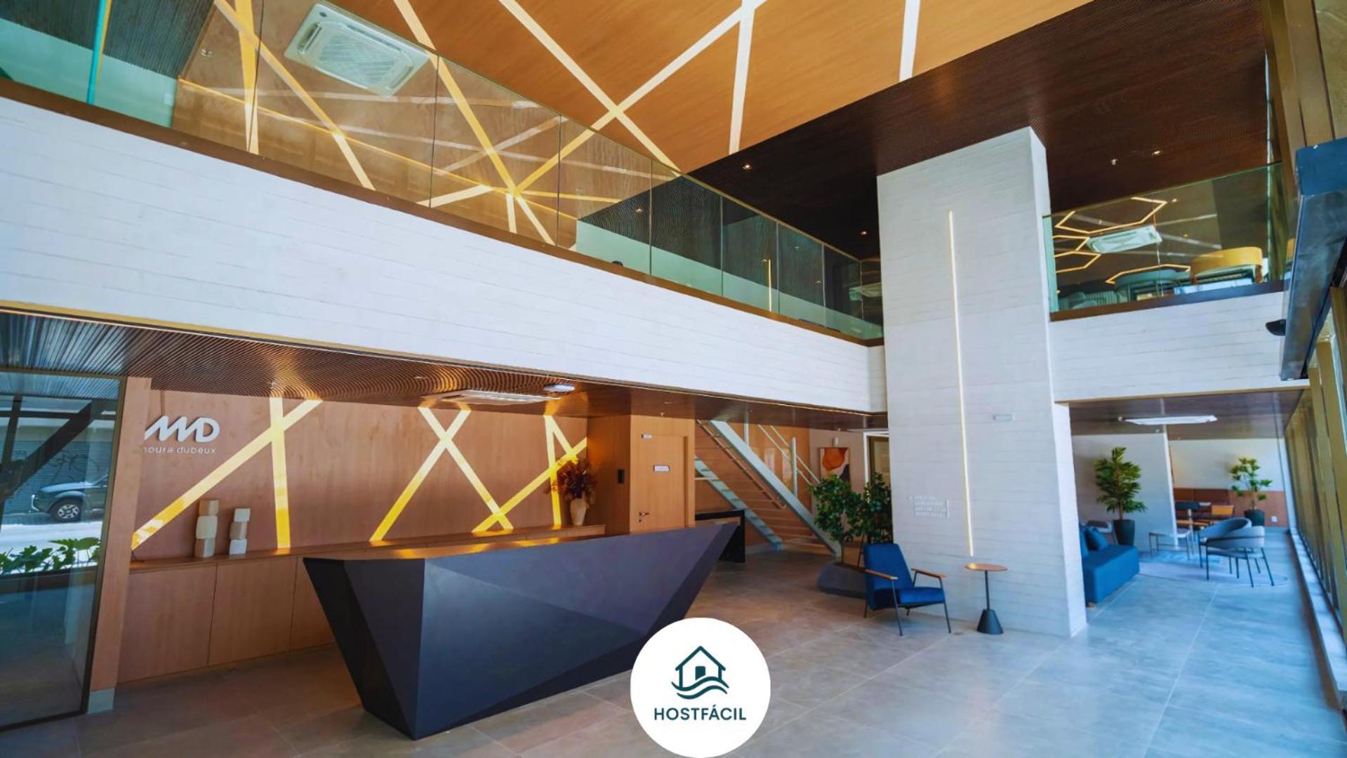 âmbar No Class Meireles *